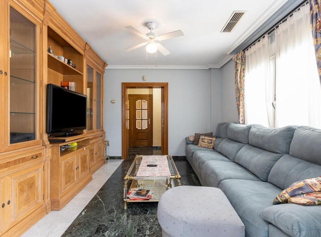 Resale - Villa - Torrevieja - torreta