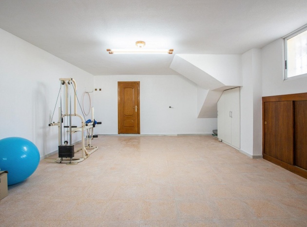 Resale - Villa - Torrevieja - torreta