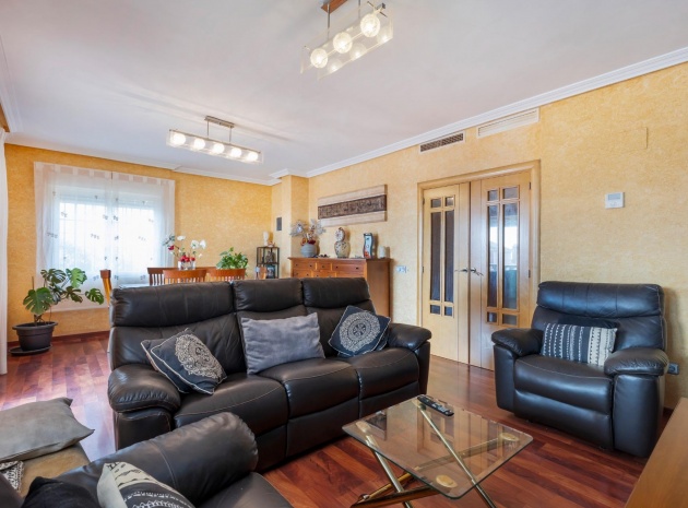 Resale - Townhouse - Torrevieja - Aguas Nuevas