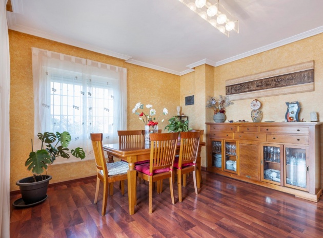 Resale - Townhouse - Torrevieja - Aguas Nuevas
