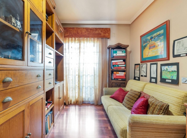 Resale - Townhouse - Torrevieja - Aguas Nuevas