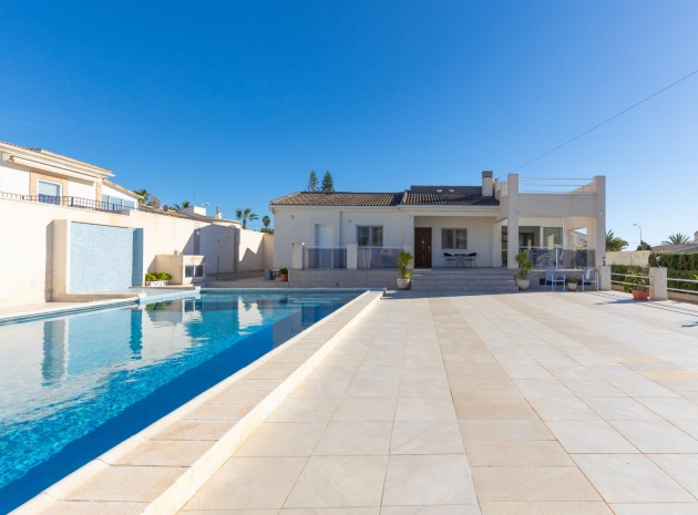 Resale - Villa - Torrevieja - el chaparral