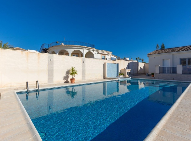 Resale - Villa - Torrevieja - el chaparral