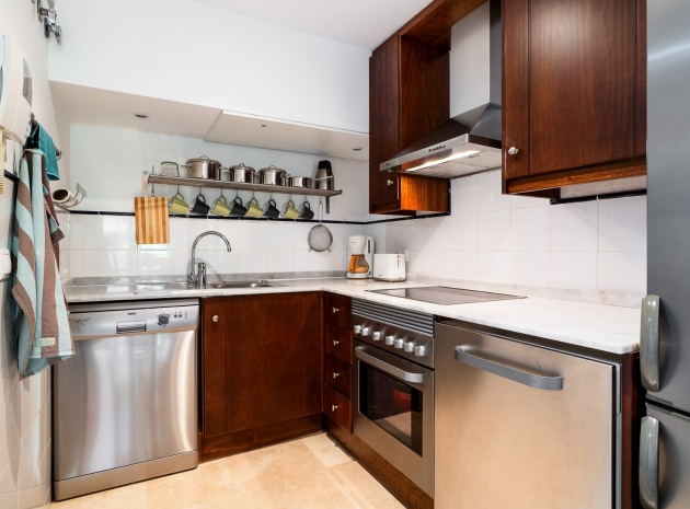 Resale - Apartment - Punta Prima - la entrada
