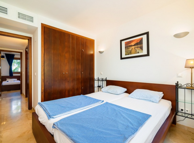 Resale - Apartment - Punta Prima - la entrada