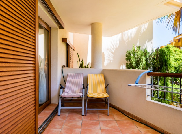 Resale - Apartment - Punta Prima - la entrada