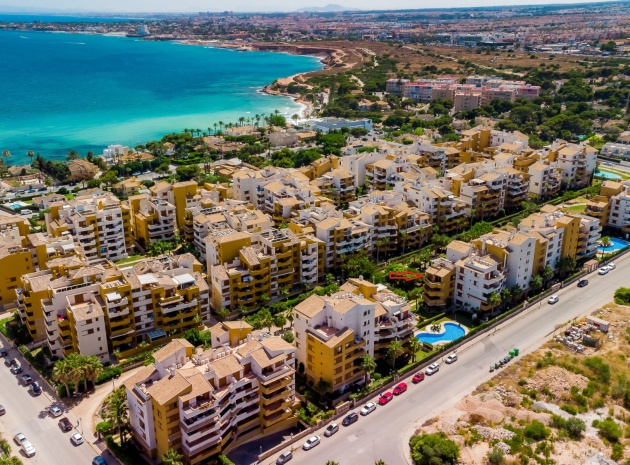 Resale - Apartment - Punta Prima - la entrada