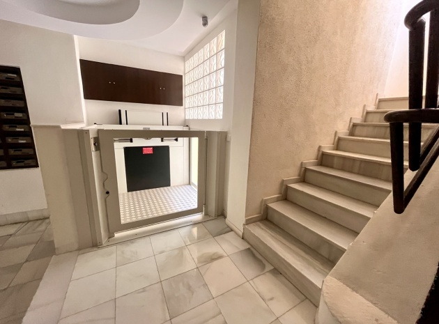 Resale - Apartment - Torrevieja