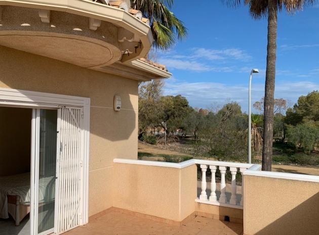 Resale - Villa - Torrevieja - La Siesta