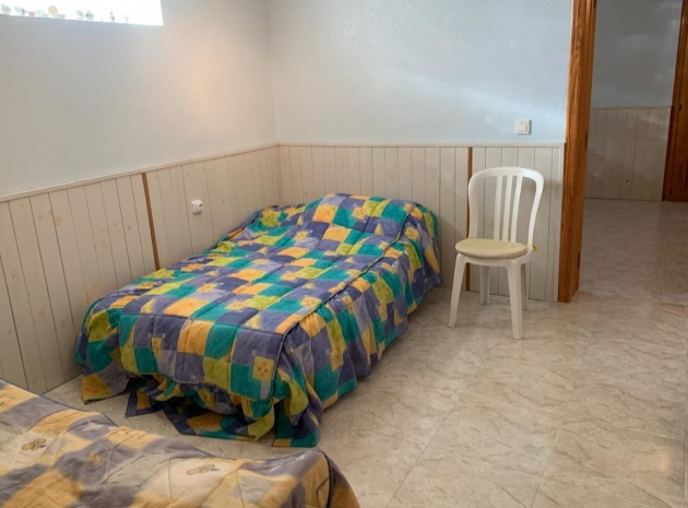 Resale - Villa - Torrevieja - La Siesta