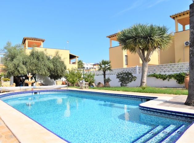 Resale - Villa - Villamartin - Los Dolses