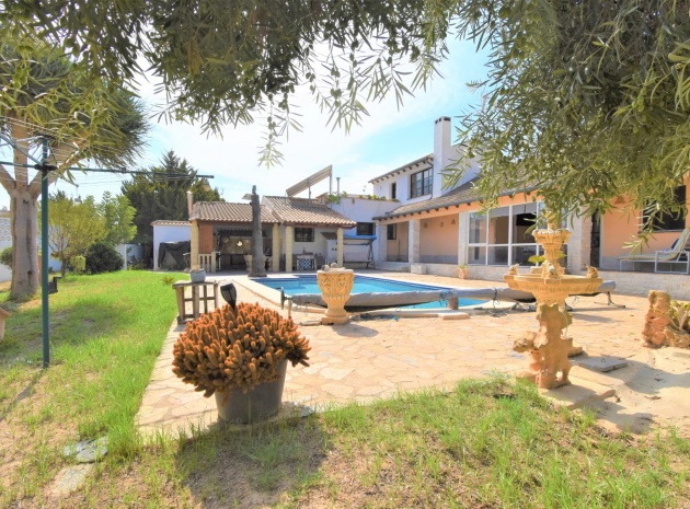 Resale - Villa - Villamartin - Los Dolses
