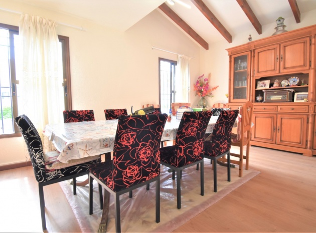 Resale - Villa - Villamartin - Los Dolses