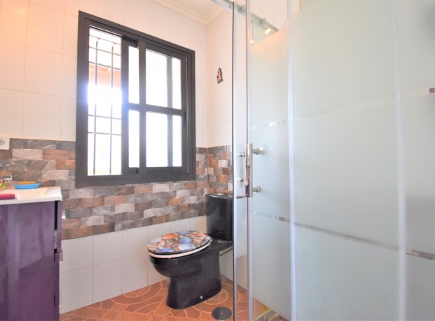 Resale - Villa - Villamartin - Los Dolses
