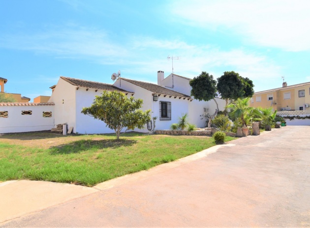 Resale - Villa - Villamartin - Los Dolses