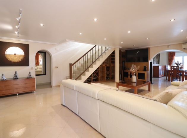 Återförsäljning - Villa - La Marina