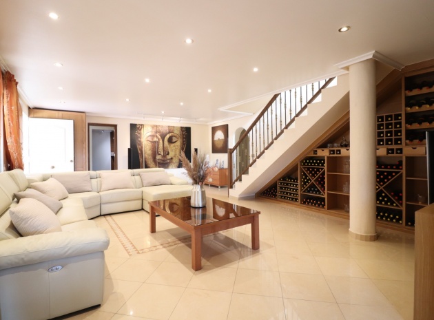 Återförsäljning - Villa - La Marina
