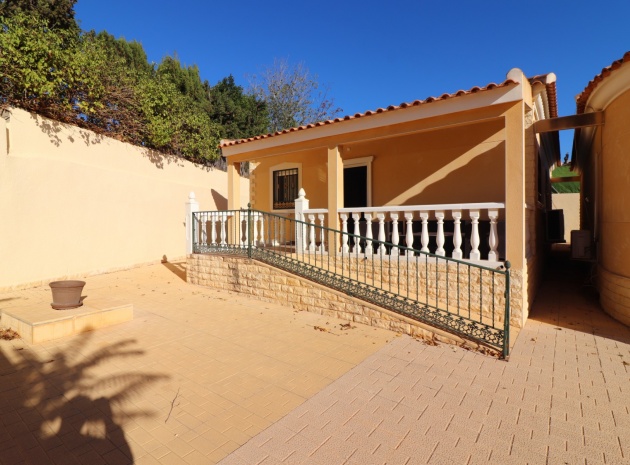 Återförsäljning - Villa - La Marina