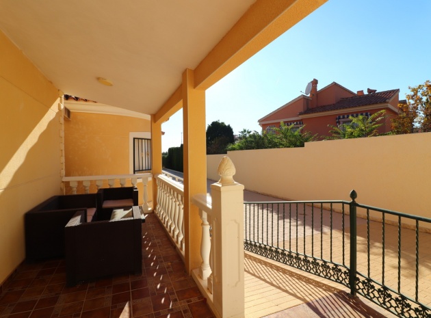 Återförsäljning - Villa - La Marina