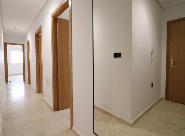 Wiederverkauf - Wohnung - Benijofar