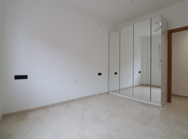Wiederverkauf - Wohnung - Benijofar