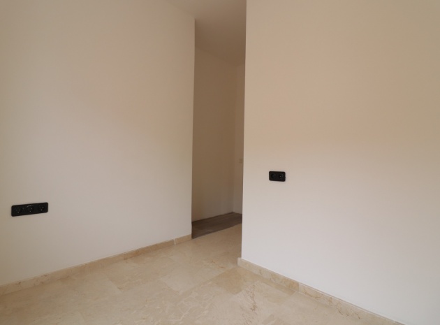 Wiederverkauf - Wohnung - Benijofar