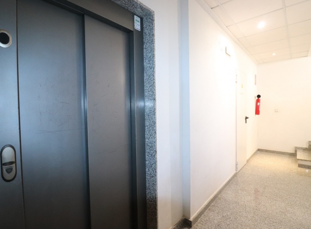 Wiederverkauf - Wohnung - Benijofar