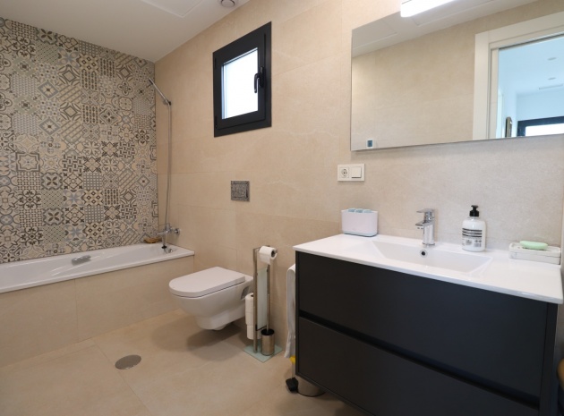 Resale - Townhouse - Benijofar