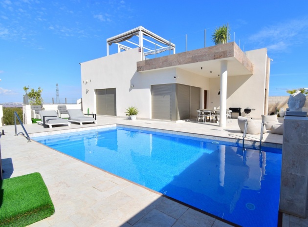 Resale - Villa - Villamartin