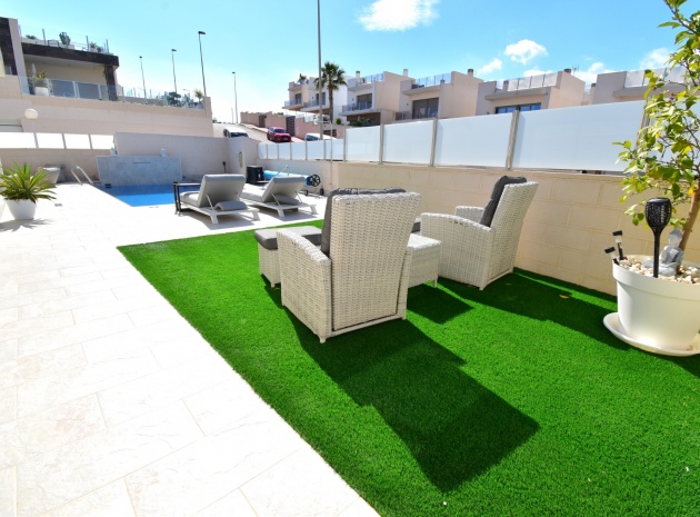 Resale - Villa - Villamartin