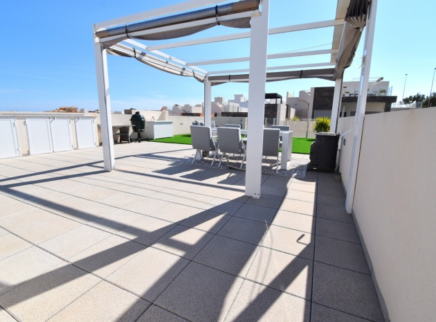 Resale - Villa - Villamartin