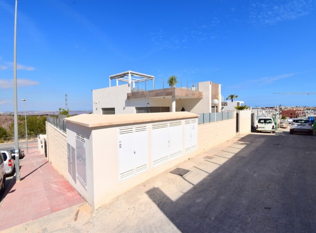 Resale - Villa - Villamartin