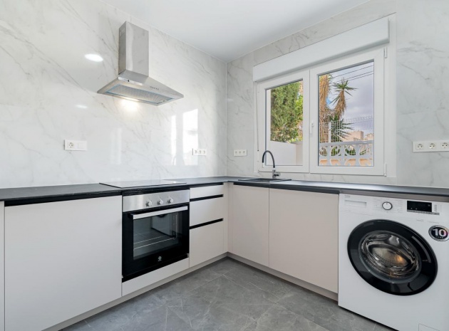 Resale - Townhouse - Torrevieja - calas blancas