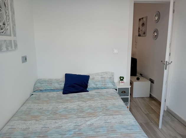 Återförsäljning - Lägenhet - Torrevieja