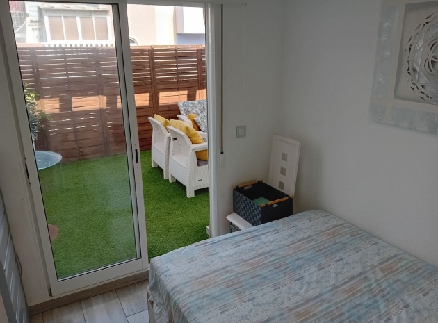 Återförsäljning - Lägenhet - Torrevieja