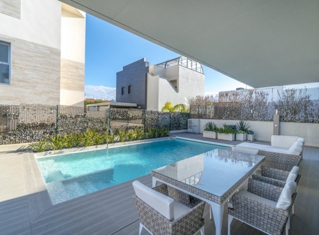 Resale - Villa - Cabo Roig - aguamarina