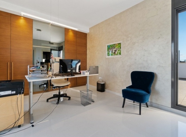 Resale - Villa - Cabo Roig - aguamarina