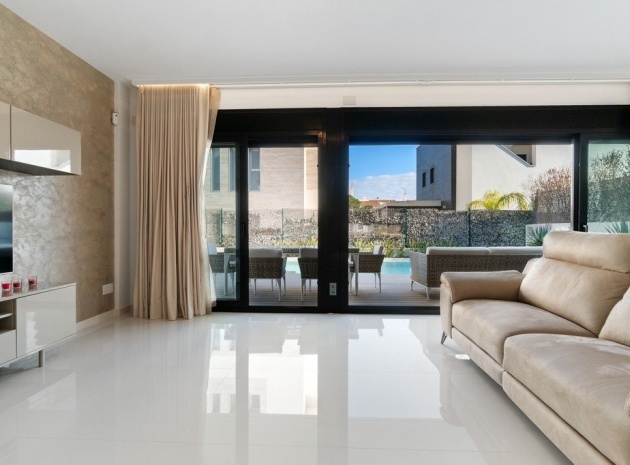 Resale - Villa - Cabo Roig - aguamarina
