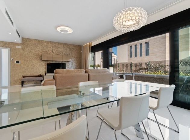 Resale - Villa - Cabo Roig - aguamarina