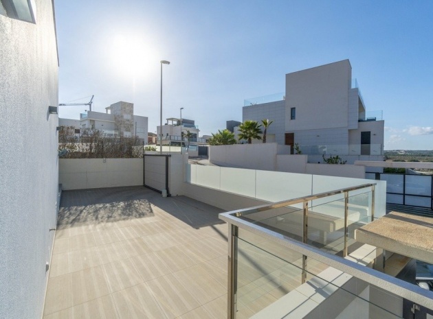 Resale - Villa - Cabo Roig - aguamarina