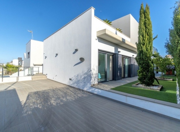 Resale - Villa - Cabo Roig - aguamarina