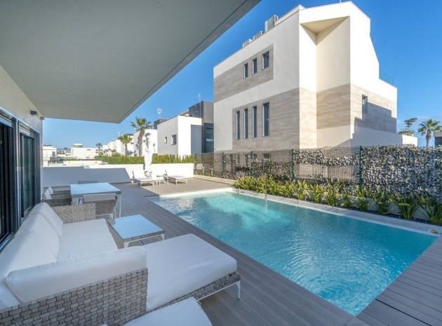 Resale - Villa - Cabo Roig - aguamarina