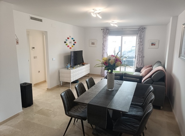Resale - Apartment - Villamartin - Res. Sungolfbeach
