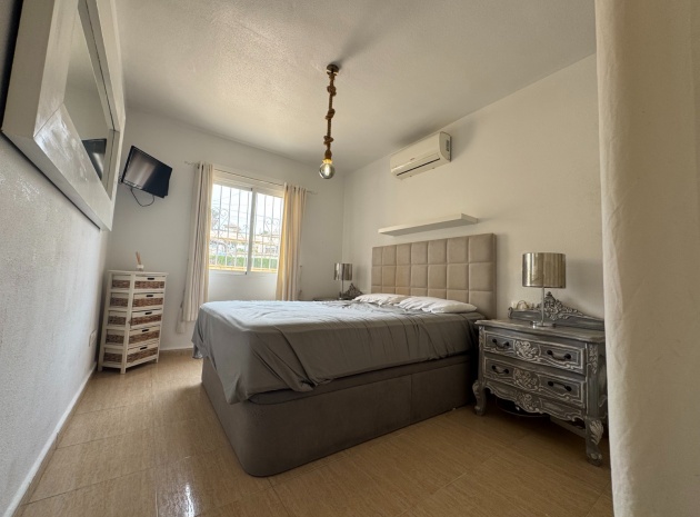 Revente - Appartement - Villamartin - El Galan