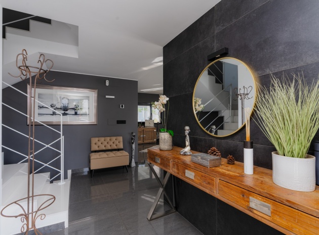 Resale - Villa - San Fulgencio - La Marina