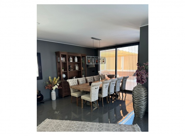 Resale - Villa - San Fulgencio - La Marina