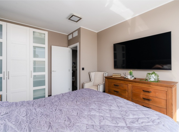 Resale - Villa - San Fulgencio - La Marina