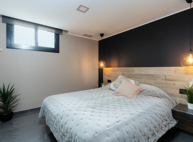 Resale - Villa - San Fulgencio - La Marina