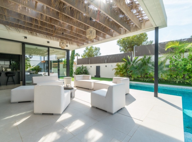 Resale - Villa - Los Balcones