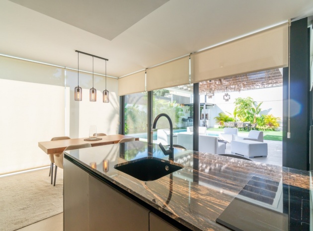 Resale - Villa - Los Balcones